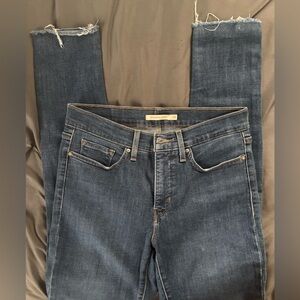 Levi’s 311 Shaping Skinny